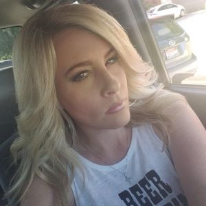 Meet your Posher, Jenn